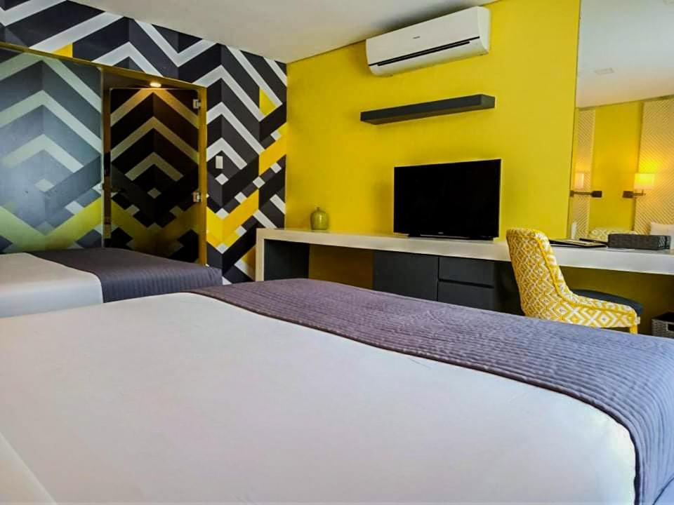 Astoria Boracay Hotel Balabag  Exterior photo